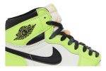 air_jordan_1_high_og__volt__555088_702_0_62777.jpeg