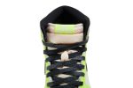 air_jordan_1_high_og__volt__555088_702_0_62777.jpeg