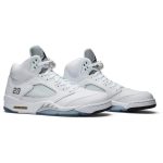 air_jordan_5_retro__metallic_white__2015_136027_13_0_61615-1.jpeg